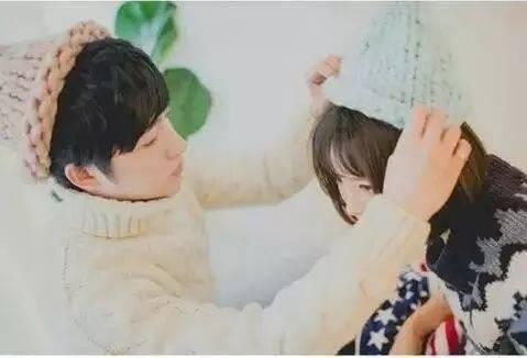 闺蜜两口子吵架我该怎么劝，男的打她了？